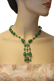 Beautifully Designed Green Necklace. 06-nk-018.
